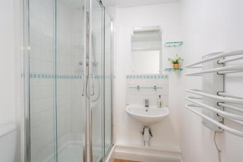 Shower en suite