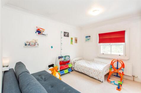 Back bedroom