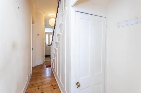 Hallway/Entrance