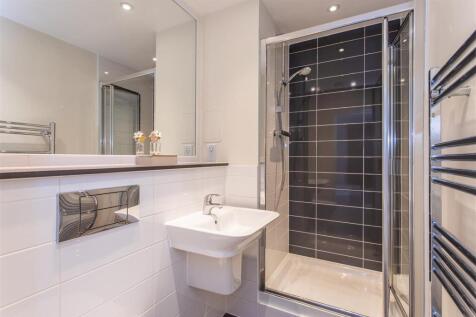 Ensuite shower room