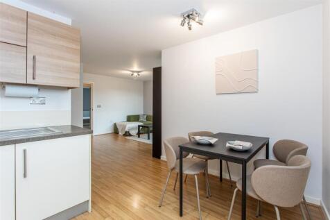 Open plan Kitchen/Diner/Reception