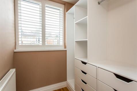 Walk In Wardrobe