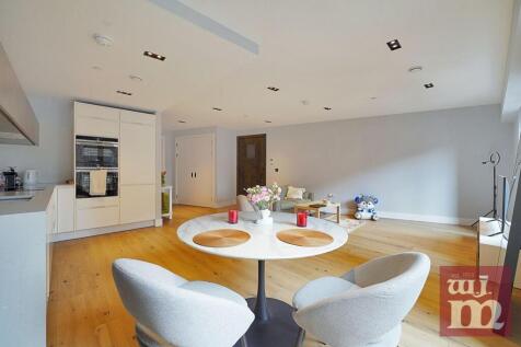 Open Plan Reception Room