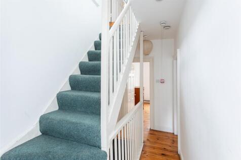 Landing/Stairs
