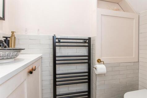 Guest Cloakroom