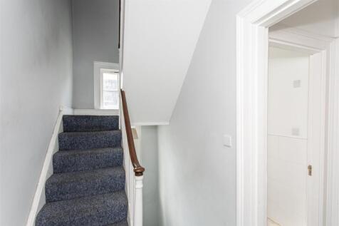 Landing/Stairs
