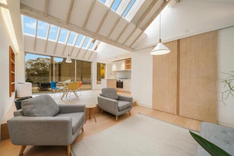 Open Plan Reception to Kitchen/Diner
