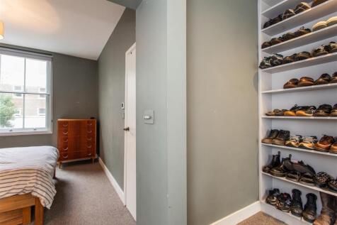 Walk-in Wardrobe
