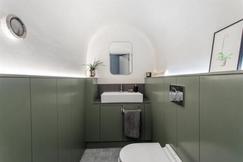Guest Cloakroom