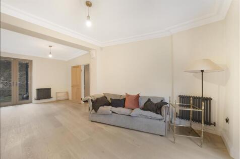 Double Reception Room