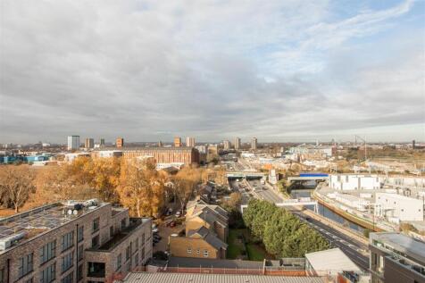 Far Reaching Views Across East London