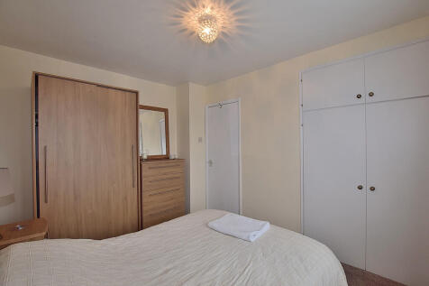bed 2 alt_01