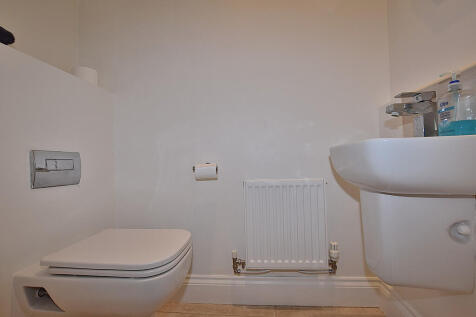 cloakroom_01