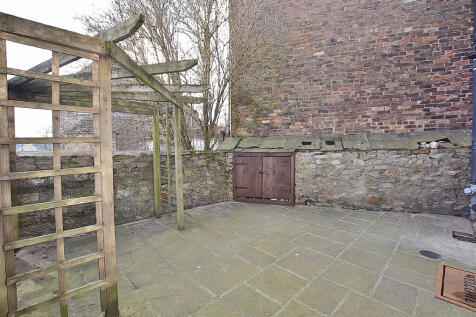 patio alt_01