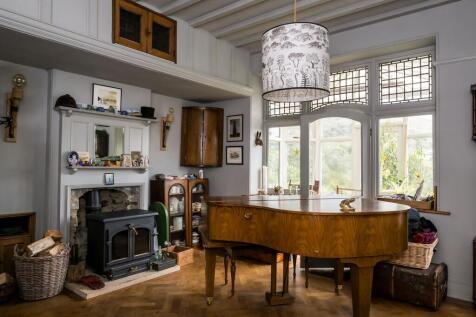 Property Image 4