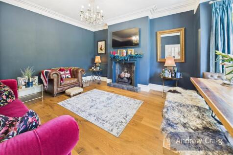 Lounge Dining Room