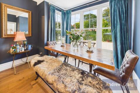 Lounge Dining Room