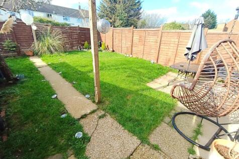 Rear Garden .jpg