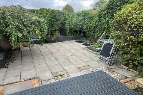 32 Grange Road garden.JPG