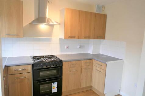 83 Tresham Kitchen 2.JPG