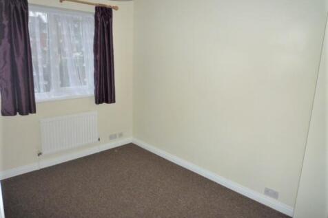 83 Tresham 2nd Bedrom.JPG