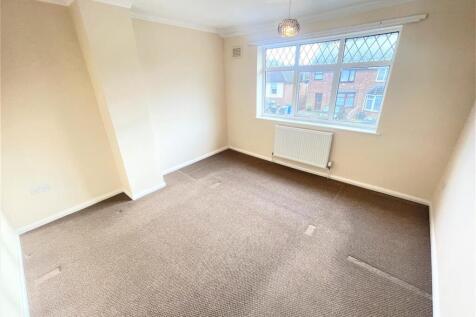 Bedroom 1.JPG