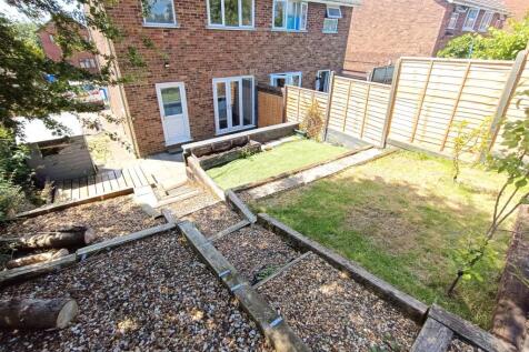 Rear Garden (3) .jpg