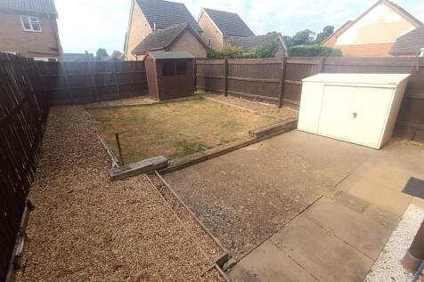 Rear Garden (1) .jpg