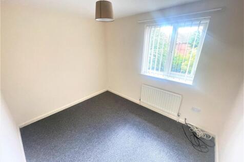 Rear Bedroom