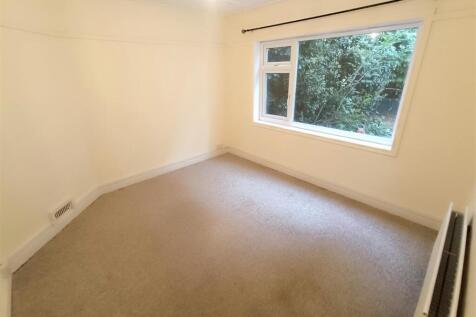 Bedroom 2 .jpg