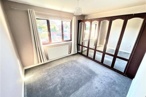 99 Pytchley Bedroom 2.JPG