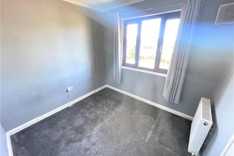 99 Pytchley Bedroom 3.JPG