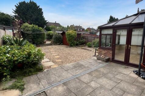 99 Pytchley Rear (1).jpg