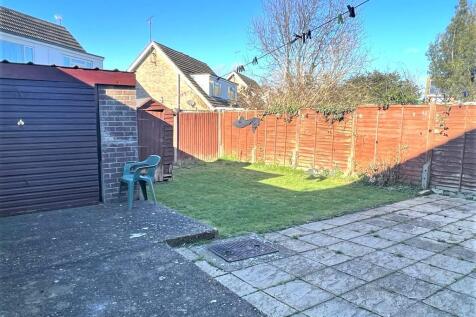 Rear Garden (2) .jpg