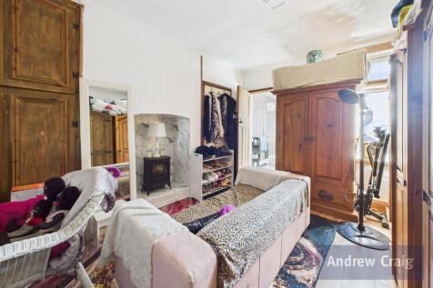 Rear Bedroom
