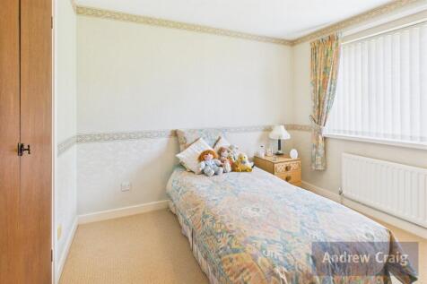 Rear Bedroom