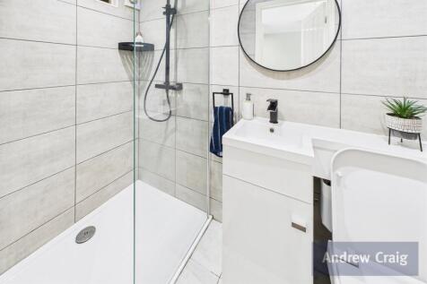 Ground Floor Shower