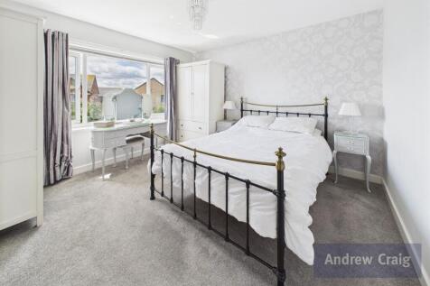 Rear Bedroom