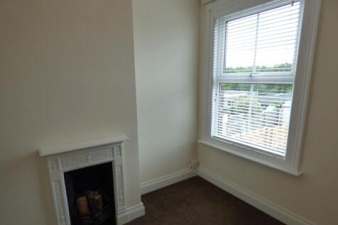 Bedroom 2.JPG