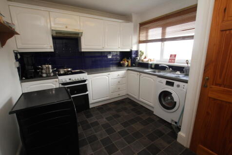 Kitchen.JPG