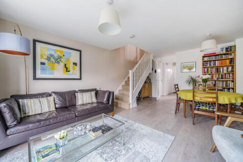 Sitting/Dining Room