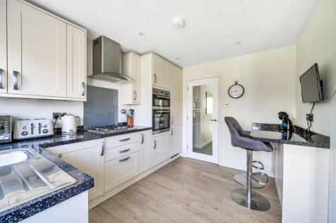 Kitch/Breakfast Room