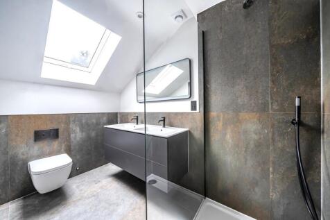 En Suite Shower Room