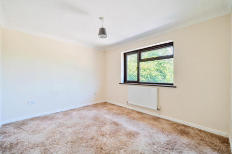 Bedroom/Dining