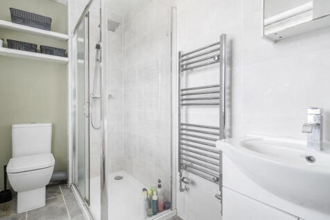 En Suite Shower