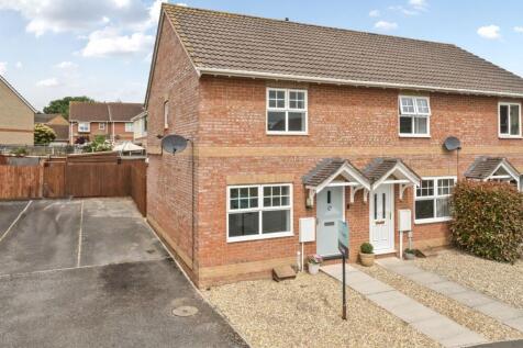 8 Dove Close