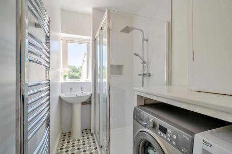 Shower Room/Utility