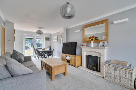 Sitting/Dining Room