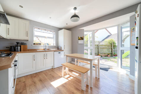 Kitchen/Breakfast Rm