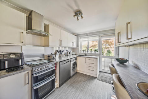 Kitchen/Breakfast Rm